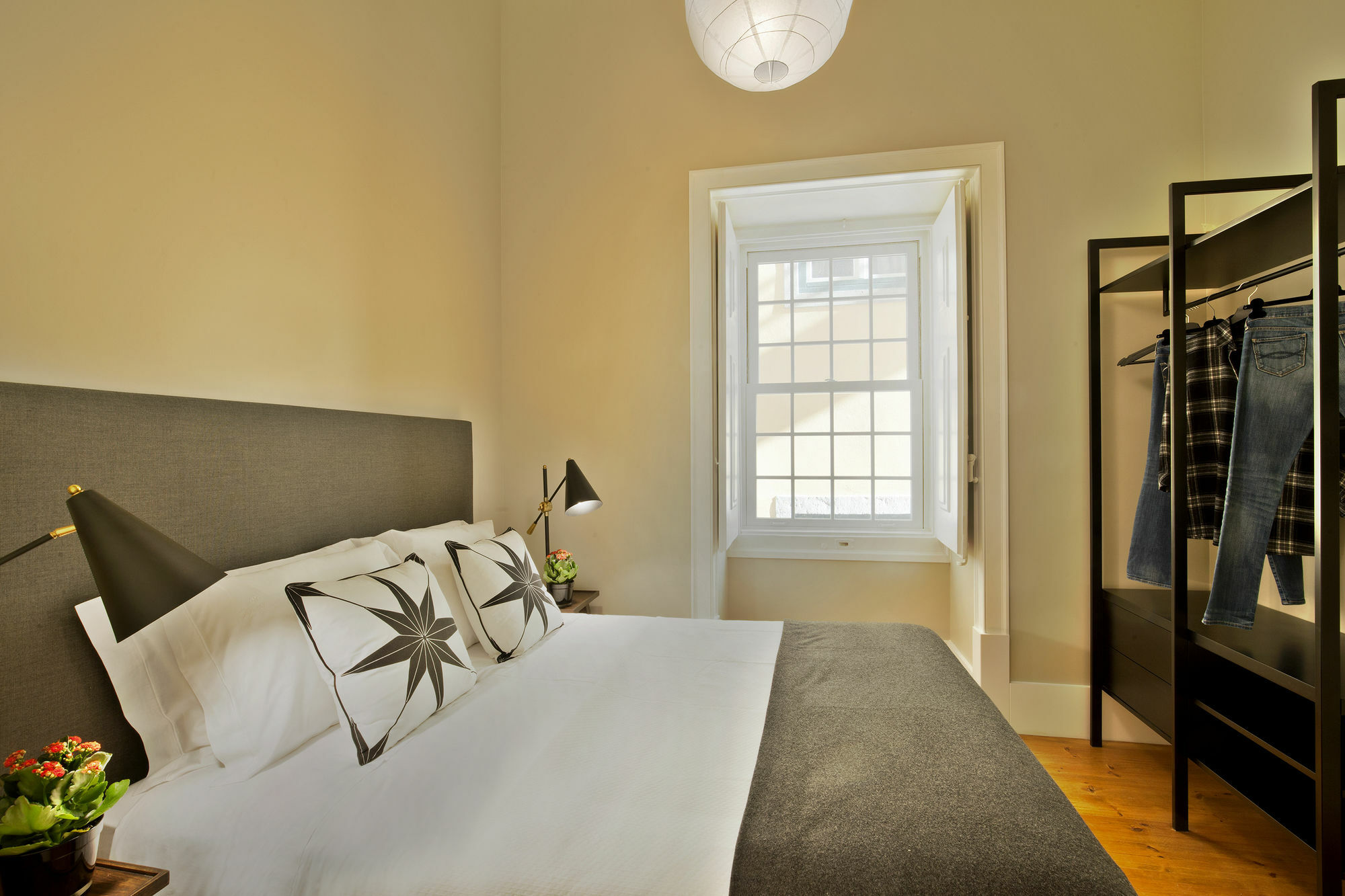 Lisbon Five Stars Apartments Bica Eksteriør billede